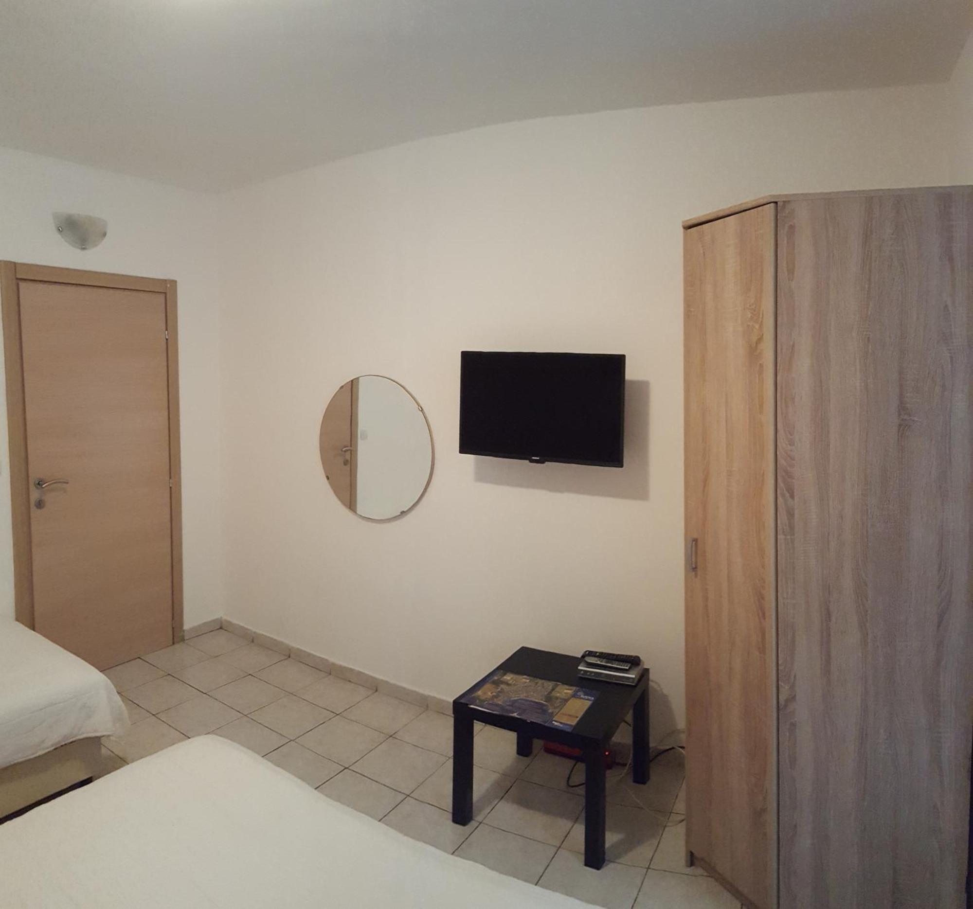 Apartmani Bonik บุดวา ภายนอก รูปภาพ