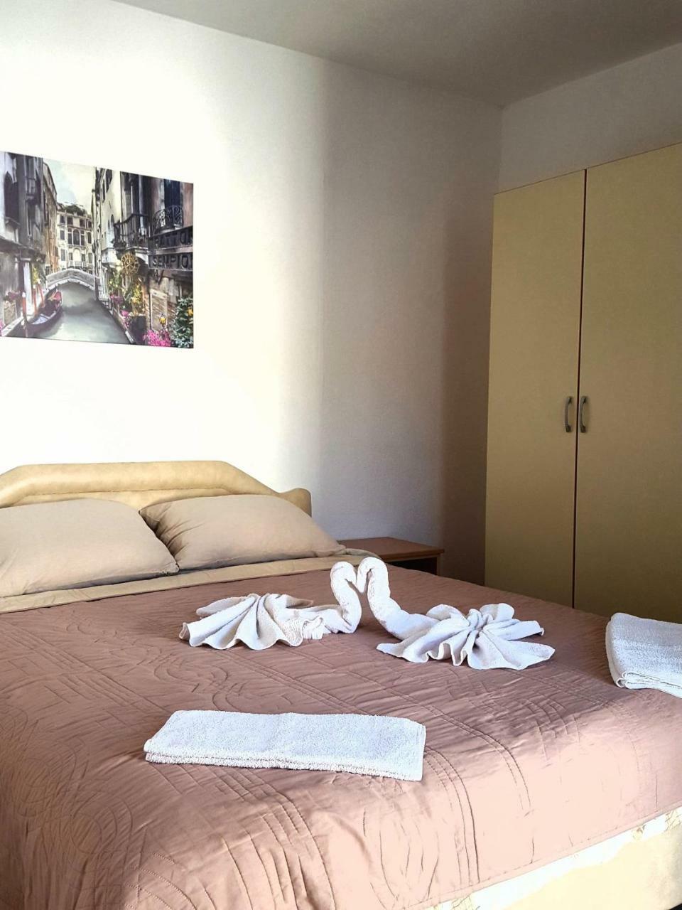 Apartmani Bonik บุดวา ภายนอก รูปภาพ